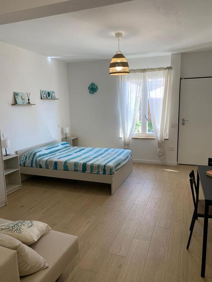 Apartamento La Casa Di Allegra, Monolocale A Le Grazie - Comune Di